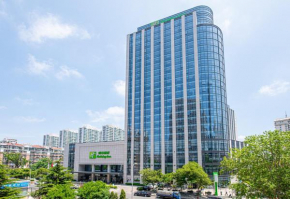 Гостиница Holiday Inn Qingdao City Center, an IHG Hotel - Shopping MALL  Циндао